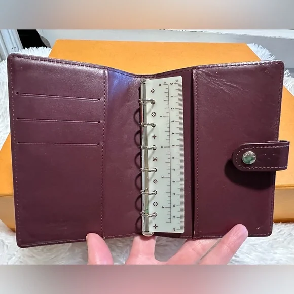 💫 Louis Vuitton RARE Matte Vernis Violet/Purple Leather PM Agenda!! - Picture 3 of 16